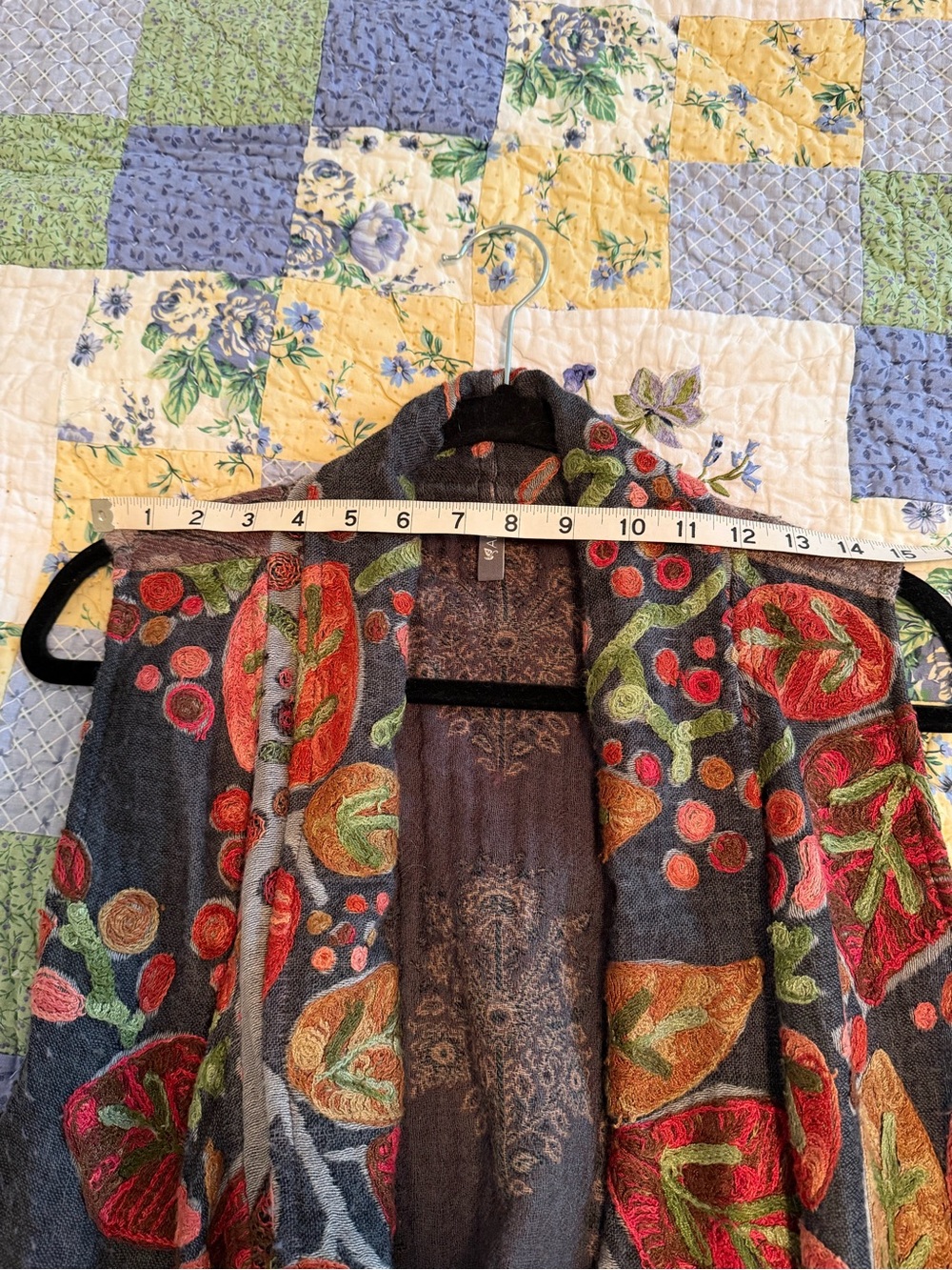 Anu Vintage 100% Boho Floral embroidered Vest Size L - Picture 5 of 11